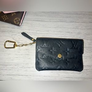 AUTHENTIC LOUIS VUITTON ZIP KEY POUCH